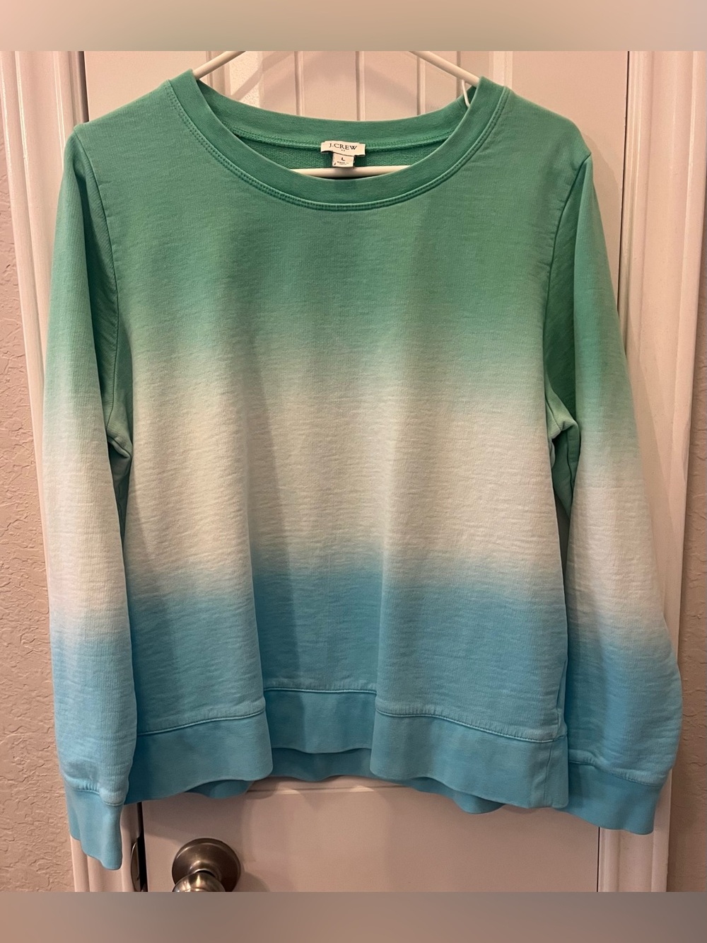 J. Crew Teal to Sky Blue Ombre Crewneck Sweatshirt Large EUC - Picture 1 of 4